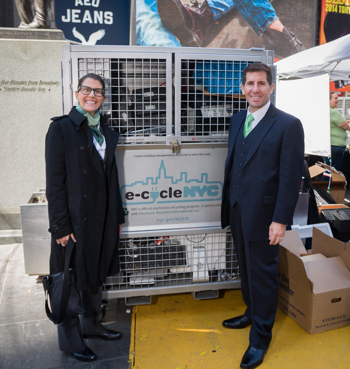 Electronic Recyclers International and Broadway Green Alliance Report Record Amount of E-Waste Gathered at September Recycling Event