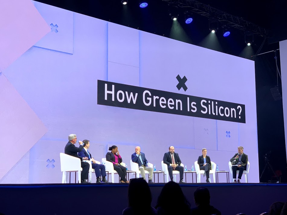 ERI’s John Shegerian Reveals Latest Tech Trends and Challenges at World Congress on Information Technology in Armenia