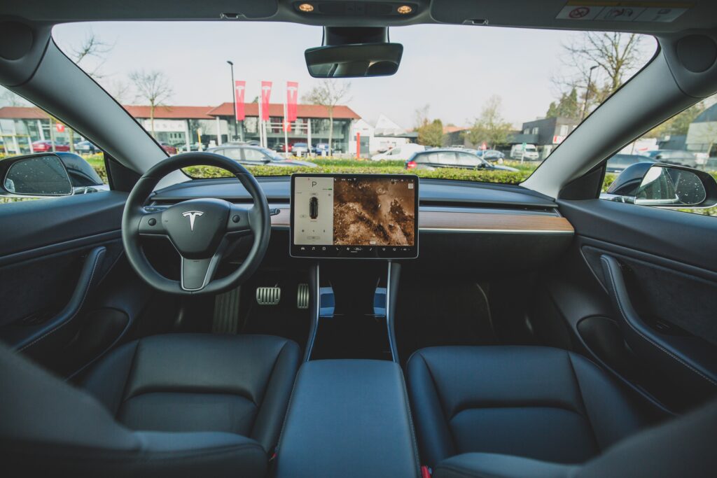 ERI’s John Shegerian Shares Insights on Data Protection Issues in the Age of Smart Cars at AutoMobility LA 2019